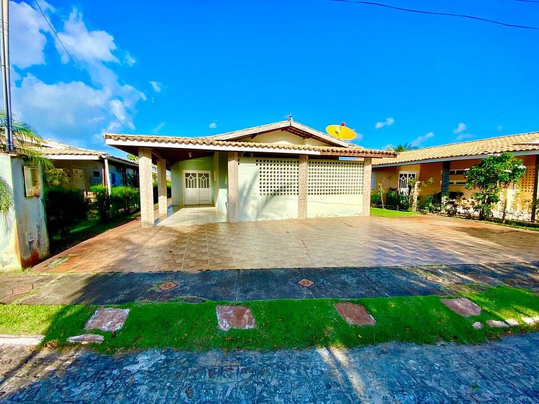 Casa de Praia em Condom. Fechado a 400m da PRAIA
