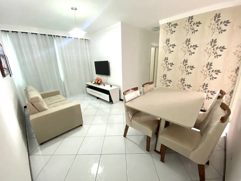 Apt com Ar, 2/4 no Coração da Cidade