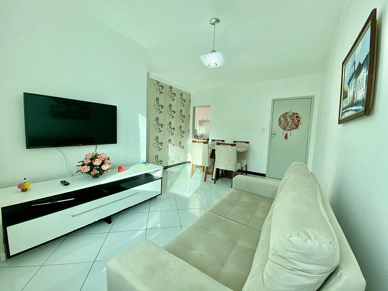Apt com Ar, 2/4 no Coração da Cidade