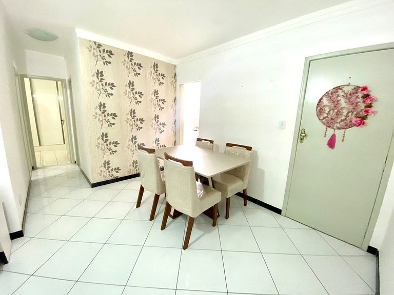 Apt com Ar, 2/4 no Coração da Cidade