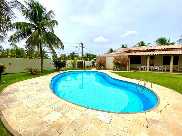 Casa Maravilhosa com AR e PISCINA a 80m da praia
