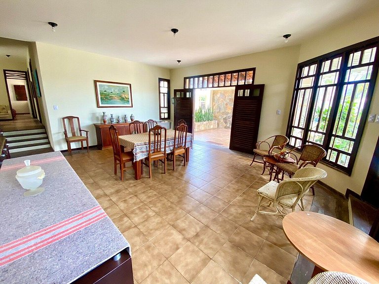 Casa Maravilhosa com AR e PISCINA a 80m da praia