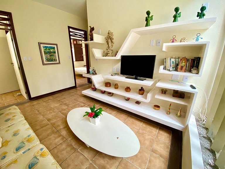 Casa Maravilhosa com AR e PISCINA a 80m da praia