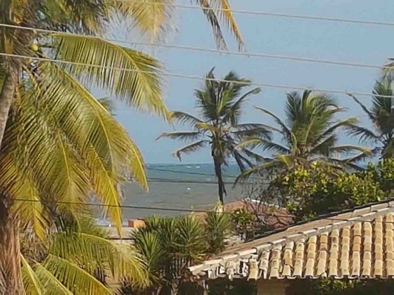 Casa Maravilhosa com AR e PISCINA a 80m da praia