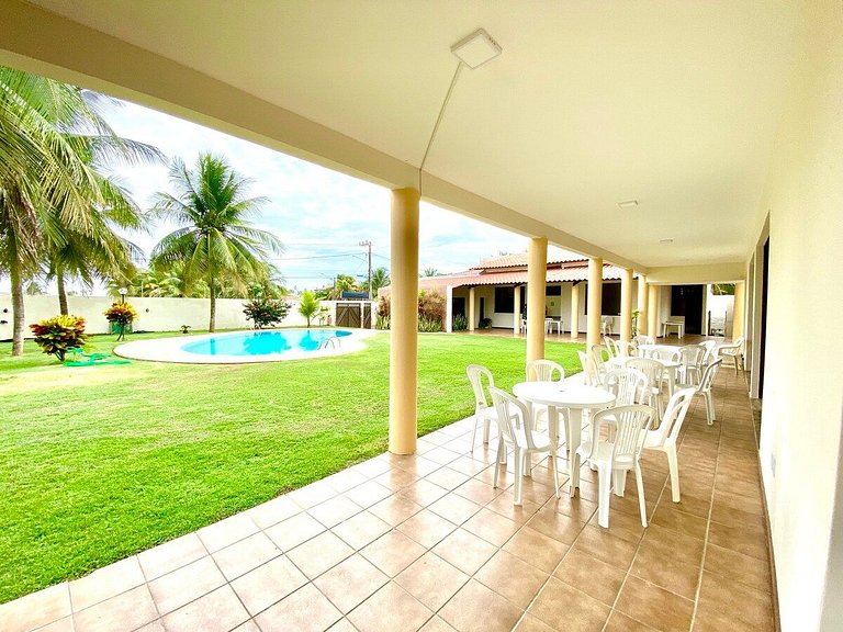 Casa Maravilhosa com AR e PISCINA a 80m da praia