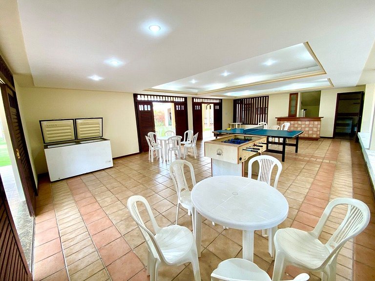 Casa Maravilhosa com AR e PISCINA a 80m da praia