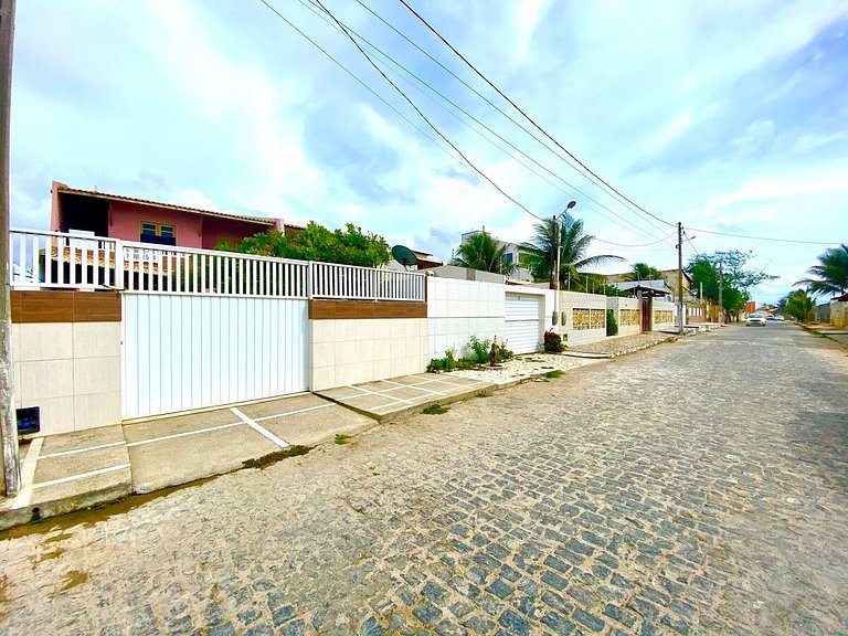 Casa Rústica na Praia da Caueira com Vista Mar
