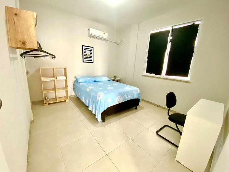 Apartamento 08 com AR a 350m da Orla de Atalaia