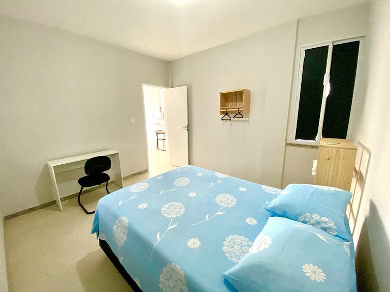 Apartamento 08 com AR a 350m da Orla de Atalaia