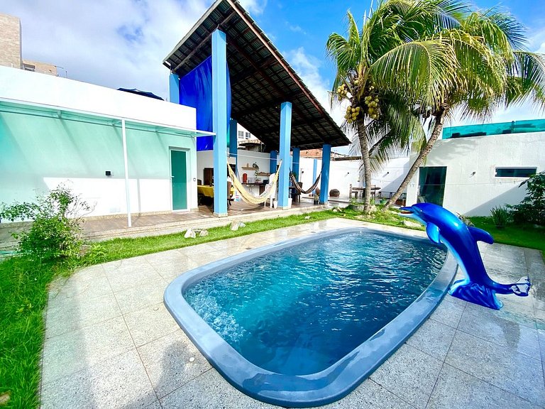 Casa com Piscina e Vista Mar na Orla de Atalaia