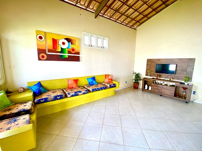 Casa de Praia com Ar, Piscina e Grande Área Verde