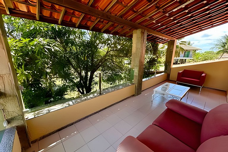 Casa 4/4 c/ AR e piscina em condomínio frente mar