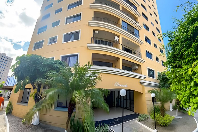 Apto 2/4 com AR a 5 min do Shopping Jardins