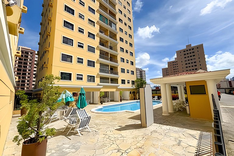 Apto 2/4 com AR a 5 min do Shopping Jardins