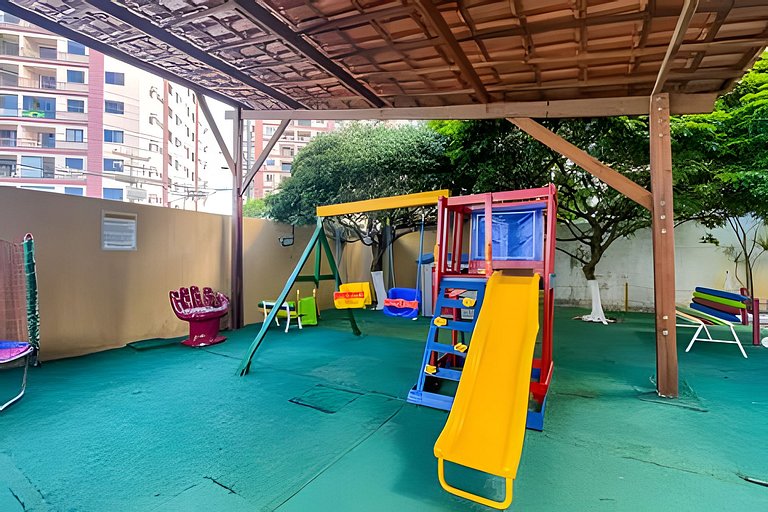 Apto 2/4 com AR a 5 min do Shopping Jardins