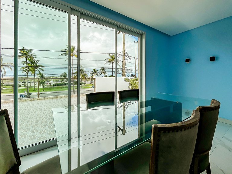 Casa com Piscina e Vista Mar na Orla de Atalaia