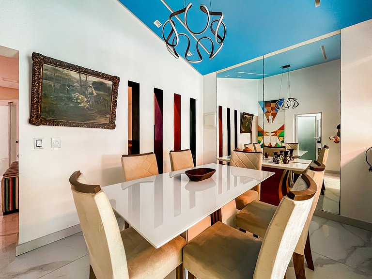 Casa com Piscina e Vista Mar na Orla de Atalaia