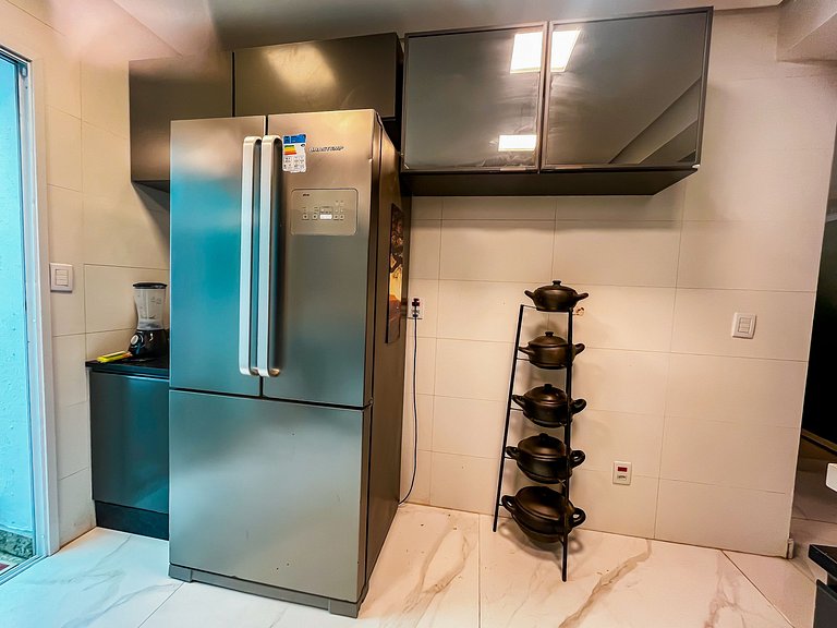 Casa com Piscina e Vista Mar na Orla de Atalaia