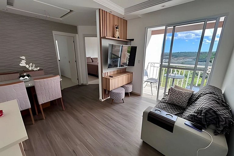 Apto com AR, 2/4 em condomínio clube em Aracaju