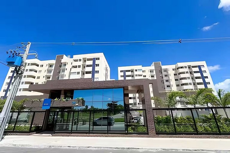 Apto c/ AR, 2/4 em cond a 7 min da Praia de Aruana